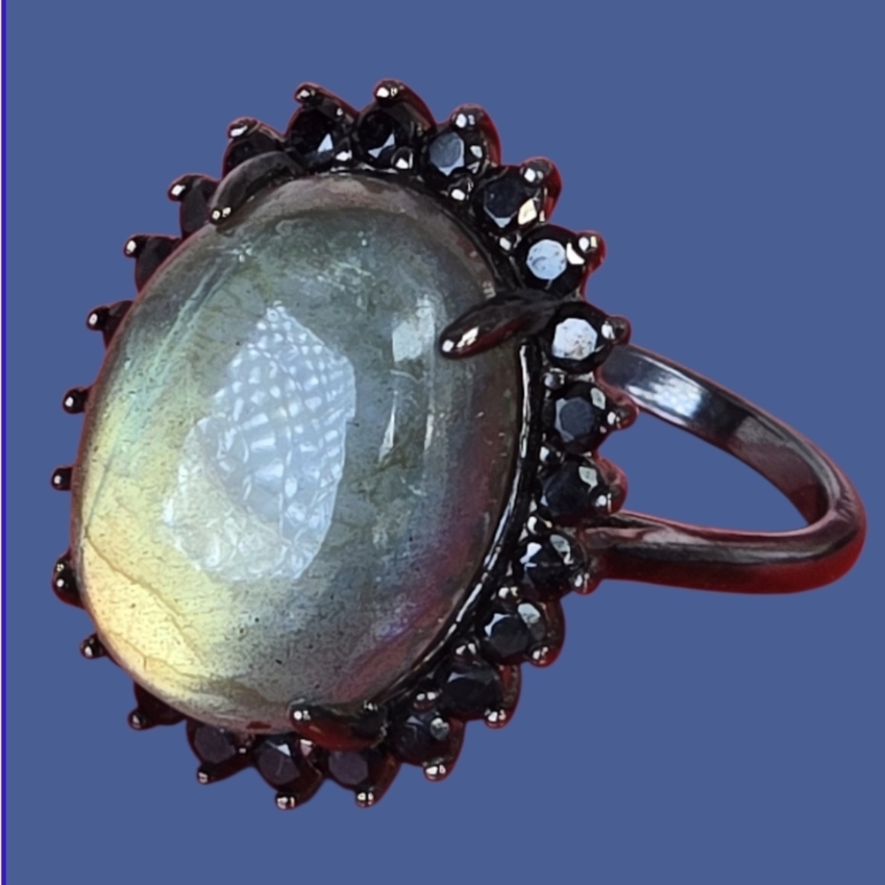 925 Sterling Silver Ring 6.75 with Natural Labradorite 1.2x1.6cm & Blk Spinel
